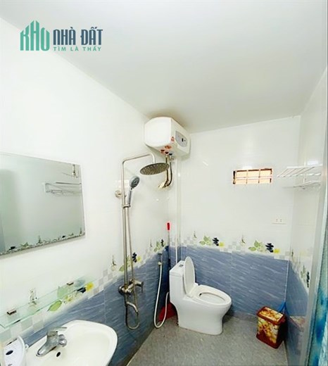 Bán nhà mặt đường Hào Khê - Lạch Tray, 62m 3 tầng GIÁ 5.35 tỉ vị trí cực đẹp