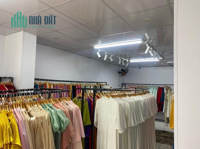CHUYỂN NHƯỢNG SHOP kinh doanh thời trang ở số 9 hermann
