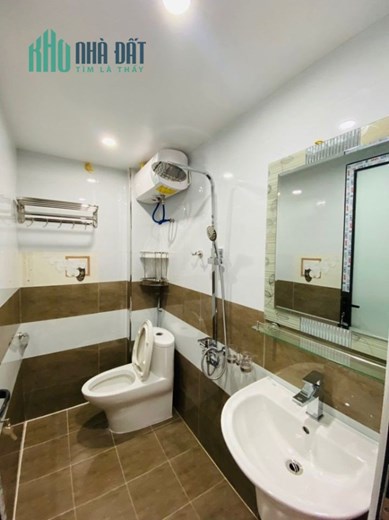 Bán nhà lô góc đường Miếu Hai Xã, 48m 3 tầng sân cổng riêng GIÁ 2.95 tỉ
