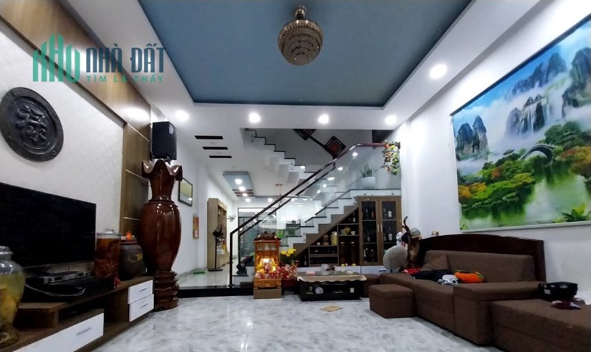 Bán nhà 3 tầng 2 mặt đường 12m ở trung tâm Phước Đồng