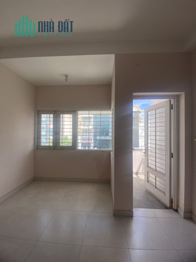 Cho thuê phòng trọ 30m2, mặt tiền 179 Tân Sơn Nhì, Phường Tân Sơn Nhì, Quận Tân Phú