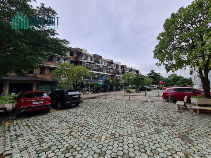 Liền Kề chung Cư Công an Quận Hoàng Mai, Phố Thanh Đàm 80m x 4T, Giá 8.2 tỷ.