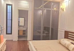 Nhà MT trục Phan Xích Long, HIẾM, ở ngay, KINH DOANH, 4 tầng THANG MÁY, nhỉnh 20 tỷ