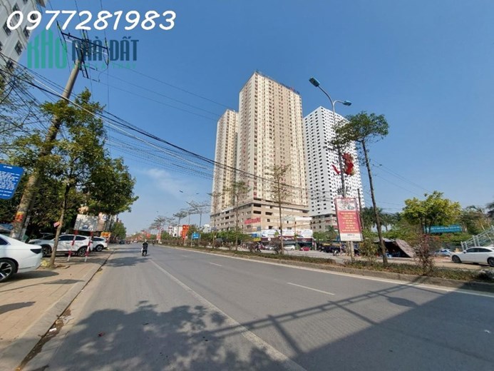 Bán gấp nhà 3T Lai Xá, Hoai Đức, phân lô, vỉa hè, ô tô, giá 5,4 tỷ