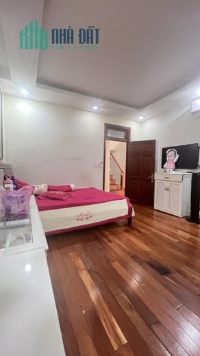 Ngộp Lý Thường kiệt - 5 tầng - Hẻm KD 8m - 50m2