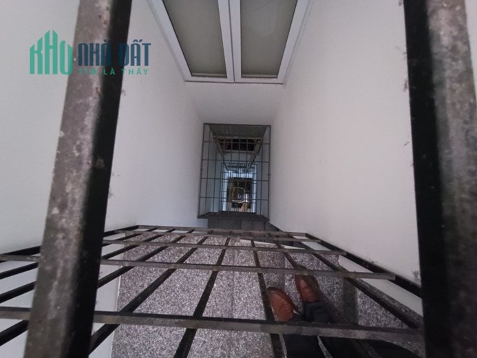 ♥Toà nhà căn hộ Hoà Minh gần Biển đường 7.5m, 12 phòng, thu 8%/ năm