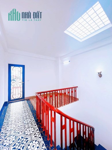 BÁN  NHÀ -NGUYỄN VĂN LINH-THẠCH BÀN- 61Mx4T GIÁ 4,2 TỶ