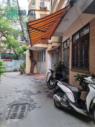 Bán gấp nhà Phố Phương Mai Tặng nội thất ÔTô 45m 4Tg MT 4,2m hơn 7 tỷ LHCC.