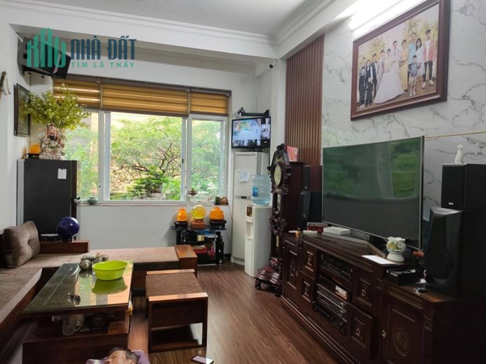 BÁN NHÀ NGUYỄN TRÃI- Thanh Xuân, 42m x 5. Nhà đẹp ở ngay, ngõ thông 10m ra ô tô tránh, hơn 4 tỷ