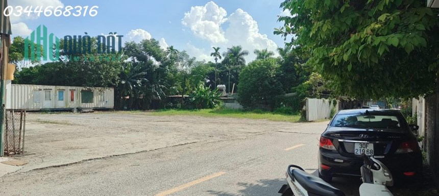 Bán nhà mặt phố Tư Đình, gần Aeonmall, 100m2 giá 12 tỷ
