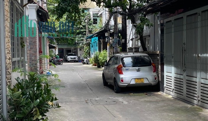 (5.2x13)NGUYỄN TRỌNG TUYỂN- ĐẶNG VĂN NGỮ  - NGANG HƠN 5M - XE HƠI 7C VÔ NHÀ - SỔ VUÔNG ĐẸP  Nhỉnh