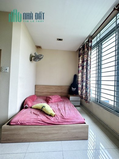 HÀNG THƠM NỨC MŨI - NGÃ TƯ HÀNG XANH - 41M2 - NGANG LỚN 4.5M - SỔ A4 - NHÀ ĐẸP 4 TẦNG - HXH ĐỖ CỬA