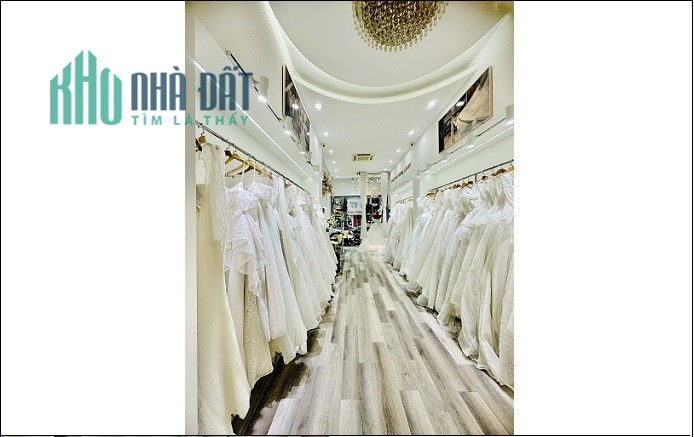 Cho thuê nhà mặt phố Huế vị trí đẹp, HBT, 40tr/th; 0813766789