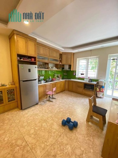 Bán nhà Trần Quang Diệu, Ô Tô, View vườn hoa, 76m2 4 Tầng, giá 16 tỷ