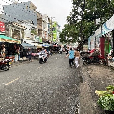 CẦN BÁN 2 CĂN NHÀ LIỀN KỀ RẤT HỢP KINH DOANH,SỔ HỒNG CHÍNH CHỦ