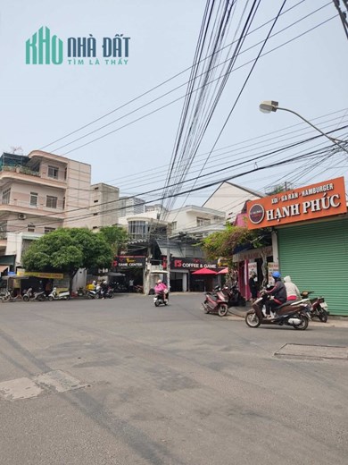 Bán Nhà Mặt Tiền Đường 2/4 Ngay Dốc Đại Học Nha Trang. Giá 13 tỷ. Diện tích 130m2