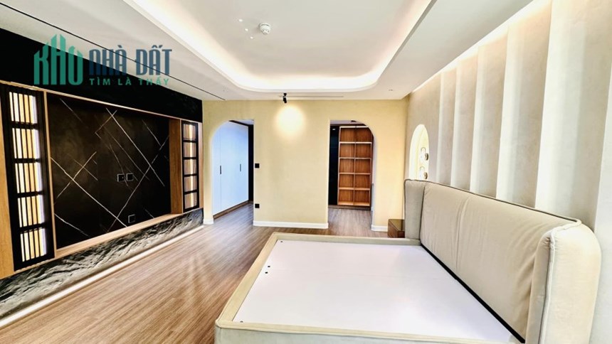 Bán căn PentHouse Siêu Vip tại Long Biên View Sông Hồng