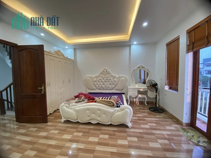 Bán Liền kề Quận Hoàng Mai, KĐT Tây Nam Linh Đàm 90m x 5T, Giá 18 tỷ.