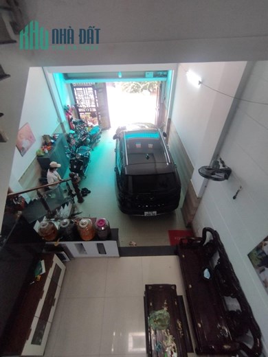 Bán nhà Hoàng Quốc Việt , Diện tích 5x16 đường 10 m, 4 tầng giá 10.tỷ 500