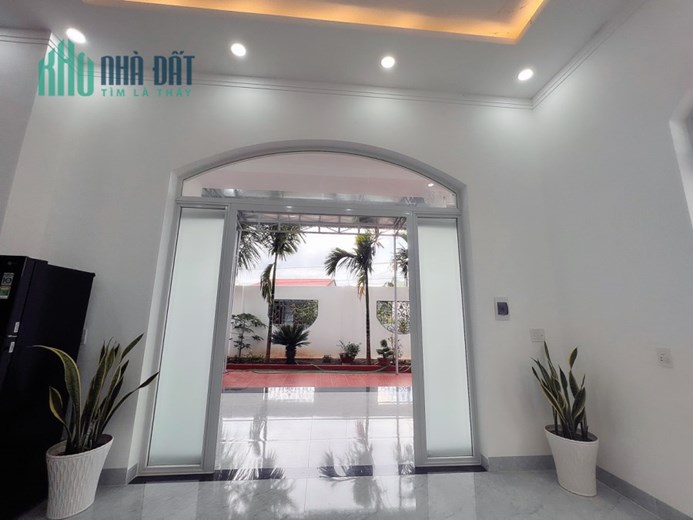 CHÍNH CHỦ BÁN NHÀ 220M2 TẶNG FULL NỘI THẤT SỔ HỒNG RIÊNG GÓC 2MT TRUNG TÂM BUÔN MA THUỘT