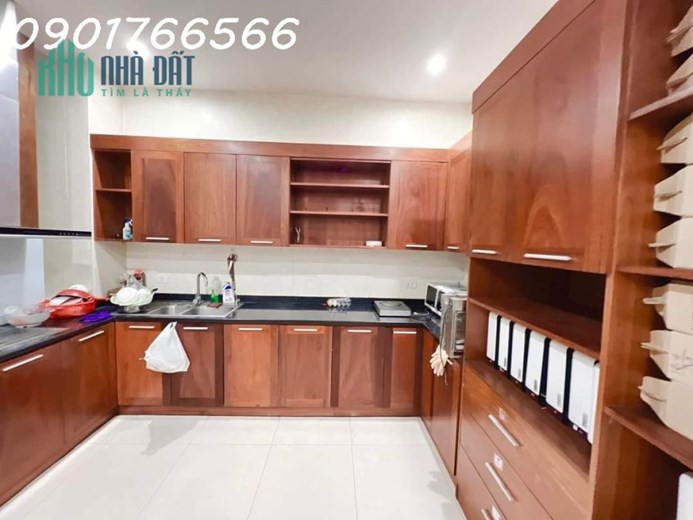Phân lô siêu Vip, Phố Trung Kính, Quận Cầu Giấy, 75m x  5T, Giá hơn 26 tỷ.