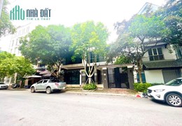 Bán biệt thự - KĐT mới Dịch Vọng - phố Thành Thái 37m2 ,mt 11 m giá 63 tỷ