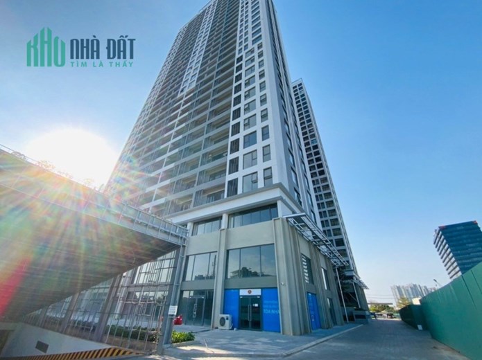 Bán căn hộ 2Pn dt 74m2, nhà full nội thất đẹp 5.4 tỷ tổng giá Lavida Plus đối diện SC Vivo City Q7