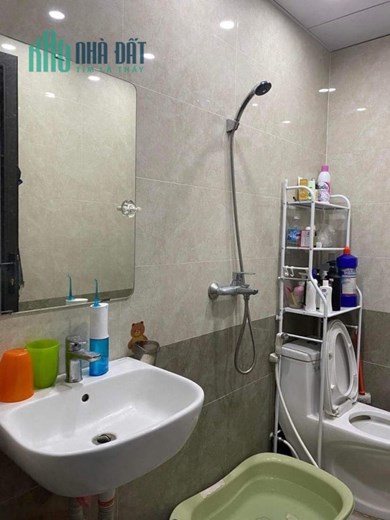 Bán nhà Phương Mai 25m*6T, 3PN 1 nhà ra Ô Tô Ở Luôn 4.3 tỷ