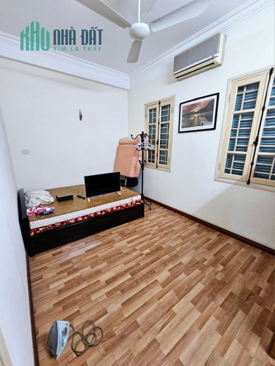 Cho thuê nhà Đỗ Quang làm văn phòng, người nước ngoài ở, 60m2x 5T nhà đẹp