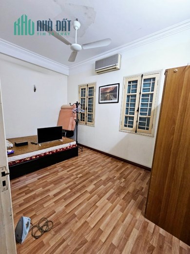 Cho thuê nhà Đỗ Quang làm văn phòng, người nước ngoài ở, 60m2x 5T nhà đẹp