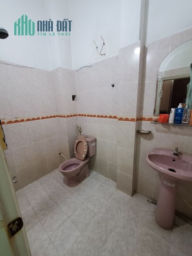 Nhà 4x20m, Hẻm xe hơi thông, 2 tầng BTCT chính chủ ở lâu năm chỉ 5 tỷ nhỉnh