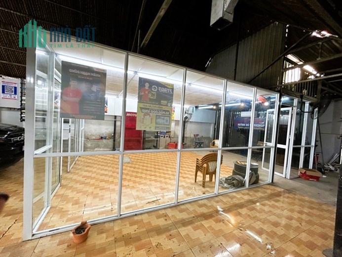 Cho thuê mặt bằng 260m2 mặt tiền đường 3 Trường Thọ