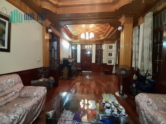 Bán nhà Mặt ngõ Oto Nguyễn Công Hoan 52m², 5 tầng, MT 12m, giá 8.95 tỷ Ba Đình. Mua liên hệ: