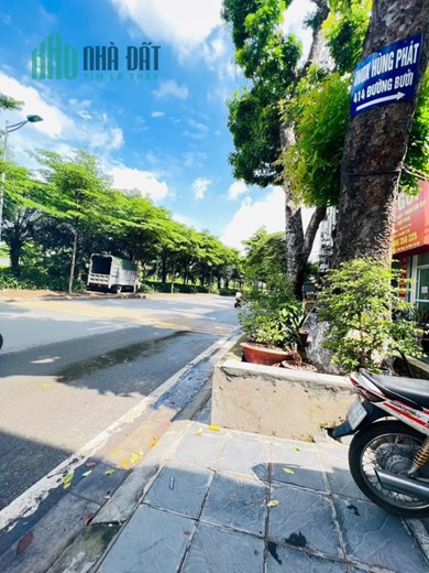 Bán nhà Mặt phố Đường Bưởi 48m², 5 tầng, MT 3.5m, giá 10.7 tỷ Ba Đình. Mua liên hệ: O94lO7l689