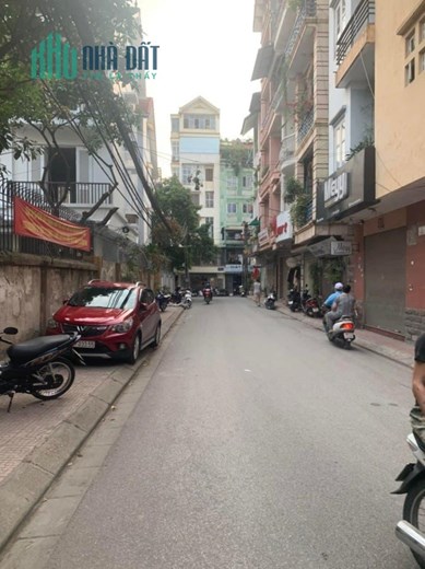 Bán nhà Mặt ngõ Oto Đội Nhân 60m², 3 tầng, MT 11m, giá 12.5 tỷ Ba Đình. Mua liên hệ: O94lO7l689