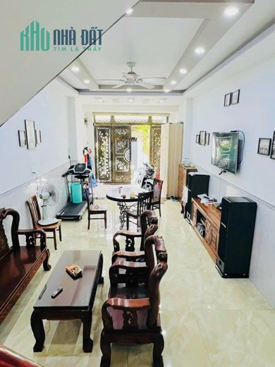 BÁN NHÀ NỘI THẤT HIỆN ĐẠI TRẦN XUÂN SOẠN, QUẬN 7, 94M2, 3 TẦNG, GIÁ CHỈ 6 TỶ 6
