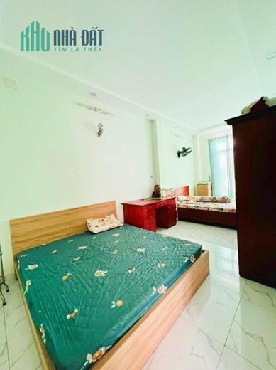 Bán nhà Mặt tiền Nguyễn Sỹ Sách - gần chợ Tân Trụ, DT: 4x16m, 4 Tầng - 4PN, 11.99 tỷ