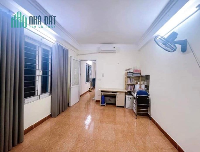 Kim Mã Thượng ( TT Bộ Tư Pháp) 67m², 4 tầng, MT 3.5m, giá 19 tỷ Ba Đình. Mua liên hệ: O94lO7l689