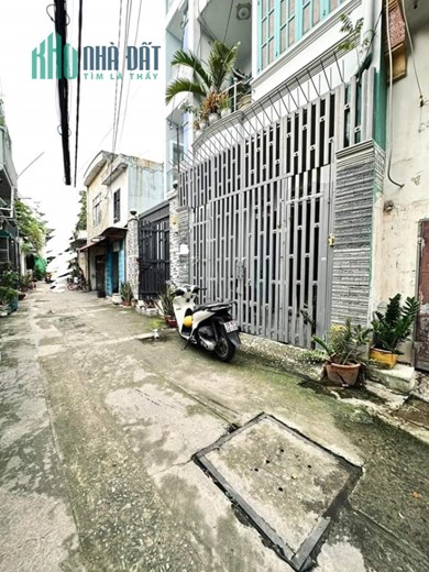 BÁN NHÀ THOẠI NGỌC HẦU, TÂN PHÚ - HẺM Ô TÔ - 76M (4.2x18) - 4 TẦNG - NHỈNH 5 TỶ.