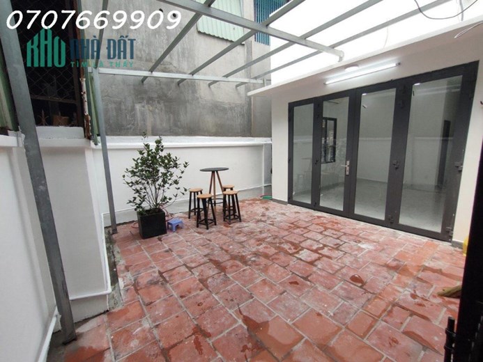 Bán nhà giữa đường Hoàng Diệu 2 và đường Linh Trung  - Linh Trung - Thủ Đức 93m2 chỉ 5