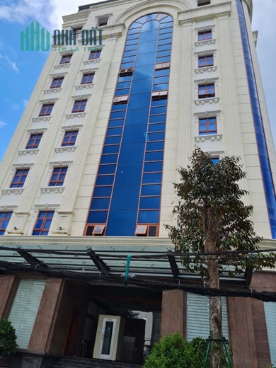 -      MT Lê Lai ngay trường ĐH Công Nghiệp Gò Vấp. DT: 12mx28m. Giá 34 tỷ TL