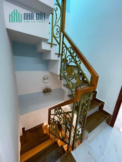 Nhà bán đườngTân Hòa Đông - Q.6 - XE HƠI ĐỖ CỬA - 3 TẦNG ĐẸP LUNG LINH - CHỈ HƠN 3 TỶ