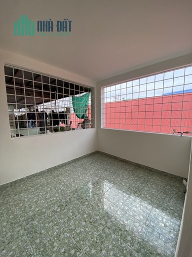 Bán nhà dân xây, diện tích 42m2 x 3.5 tầng Phương Lưu, giá 2,4 tỷ