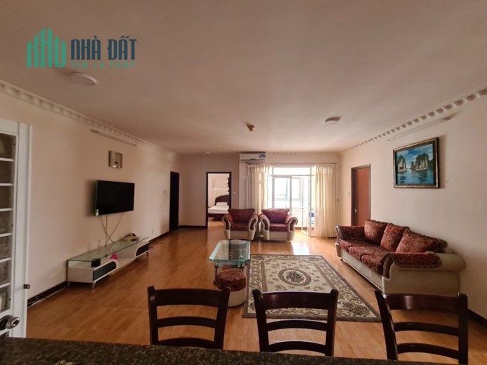 CĂN HỘ LỚN 3 PN, 120M2 NỘI THẤT ĐẦY ĐỦ CẦN CHO THUÊ DÀI HẠN