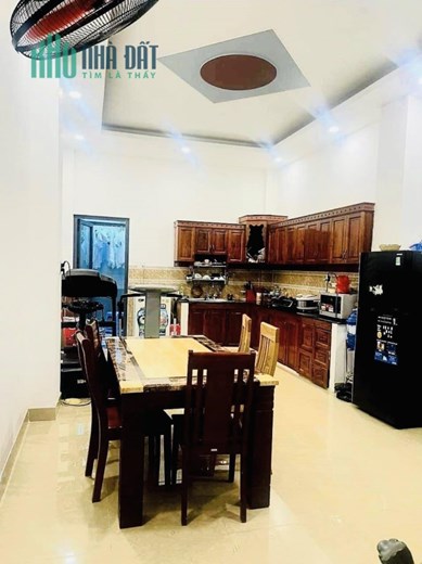 Bán Nhà Lê Thúc Hoạch,Tân Phú, Hẻm Thông 8m, Nhà 2 Tầng 80m2 Nhà Mới Ở Ngay.
