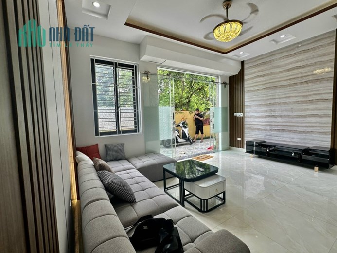 Bán nhà 41m2 x 3 tầng ngõ Phương Lưu giá 2 tỷ