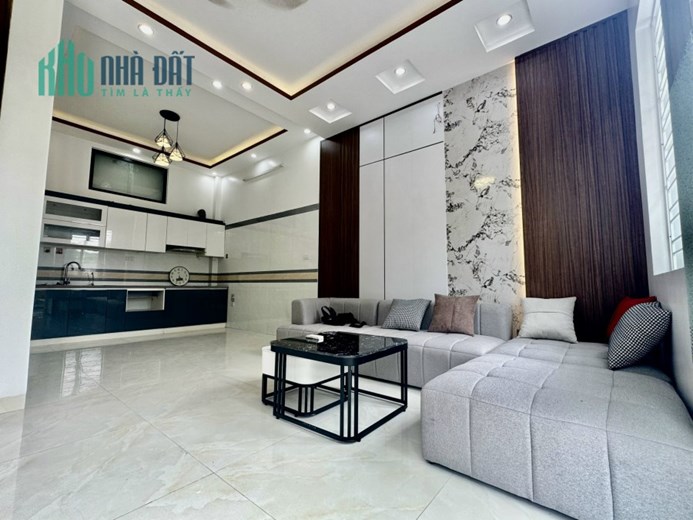 Bán nhà 41m2 x 3 tầng ngõ Phương Lưu giá 2 tỷ