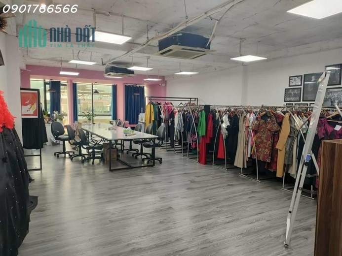 Tòa Nhà, Mặt Phố Nguyễn Trãi, Quận Thanh Xuân 221m x 11T, Giá 7x tỷ. Lh 0901766566.