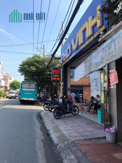Nhà ngộp Mặt tiền Đường 35 (lô góc), Linh Đông Thủ Đức DT 75 m2 (7,5x15m2) Chỉ 8,x Tỷ