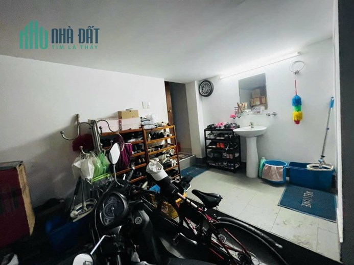 BÁN NHÀ HẺM XE HƠI LÂM VĂN BỀN, QUẬN 7, 81M2, 3 TẦNG, GIÁ CHỈ 6 TỶ 6 TL CHÍNH CHỦ